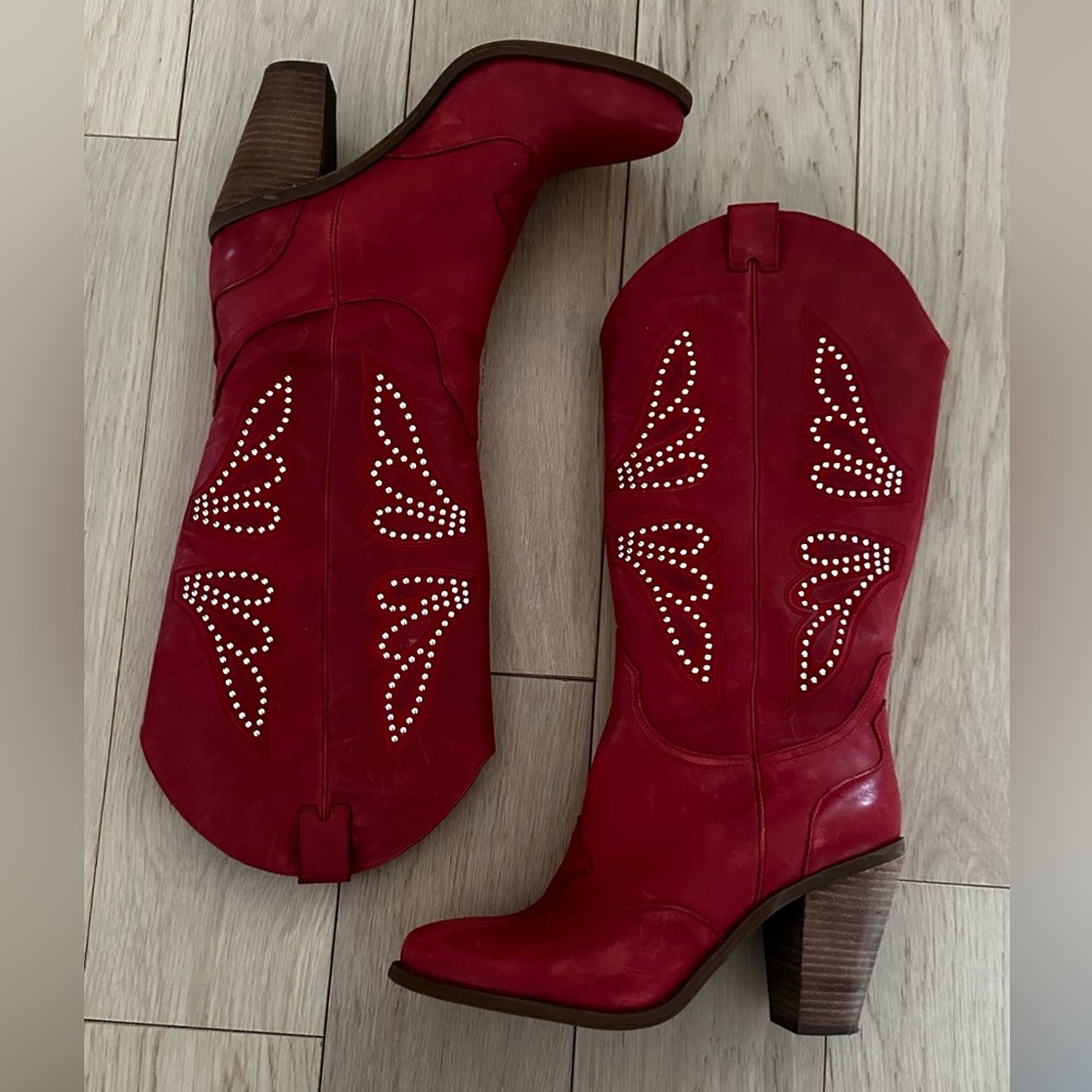 Red Leather Cowboy boots ❤️ genuine leather silver studs size 8